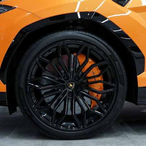 New Lamborghini Urus Se I Facelift, 4.0 l, 2025 in Dubai by AAA Motors, Orange color.  | AUTO.AE