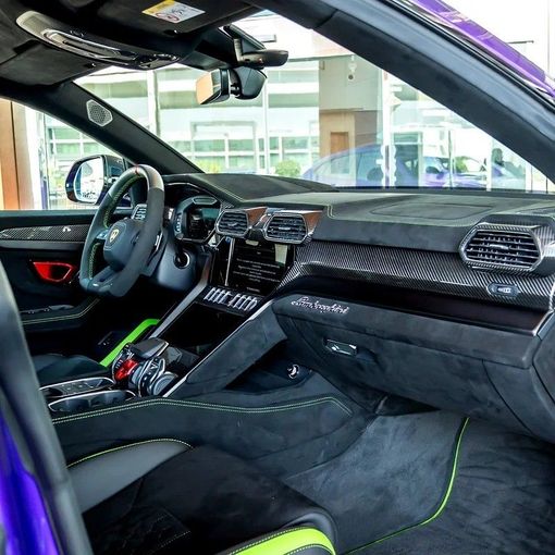 Used Lamborghini Urus Performante I Facelift, 4.0 l, 2024 in Dubai by Q Motors, Purple color.  | AUTO.AE