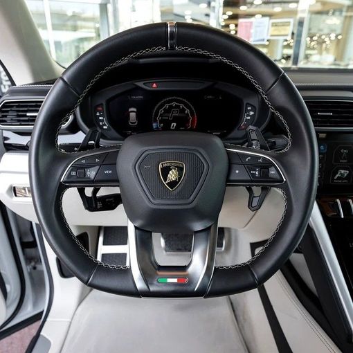 Used Lamborghini Urus I, 4.0 l, 2021 in Dubai by Q Motors, White color.  | AUTO.AE