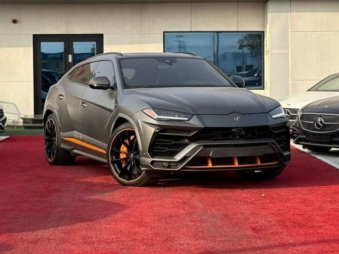 Подержанный Lamborghini Urus I, 4.0 л, 2021 в Дубае от Orient Auto FZE Серый цвет. Канадская | AUTO.AE