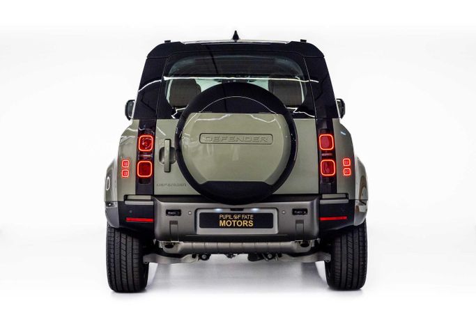 Новый Land Rover Defender 110 II, 5.0 л, 2025 в Дубае от PUPIL OF FATE MOTORS Зеленый цвет. GCC | AUTO.AE