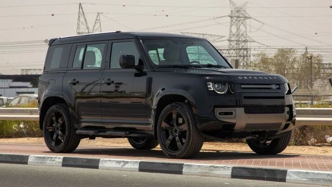 Новый Land Rover Defender 130 II, 3.0 л, 2025 в Дубае от Dresden Motors Черный цвет. Other | AUTO.AE