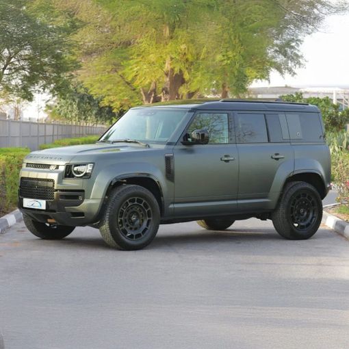 Новый Land Rover Defender 90 II, 5.0 л, 2025 в Дубае от Auto Max Group Зеленый цвет. GCC | AUTO.AE