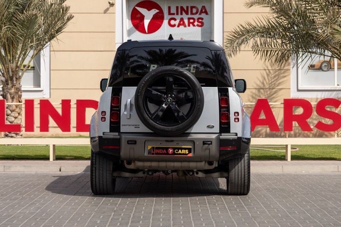 Used Land Rover Defender 110 II, 3.0 l, 2021 in Dubai by Linda Cars, Silver color. American Specs | AUTO.AE