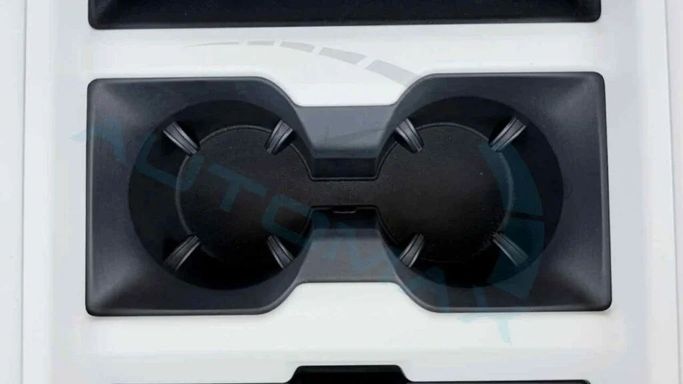 New Land Rover Defender 110 II, 2.0 l, 2025 in Dubai by Auto Max Group, Black color. GCC Specs | AUTO.AE
