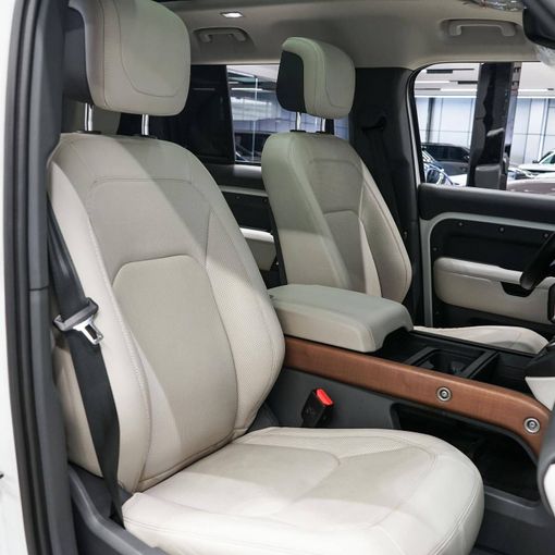 Used Land Rover Defender P400 II, 3.0 l, 2023 in Dubai by AAA Motors, White color. GCC Specs | AUTO.AE
