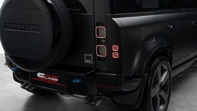Used Land Rover Defender 110 II, 5.0 l, 2025 in Dubai by Al Ain Class Motors, Black color. GCC Specs | AUTO.AE