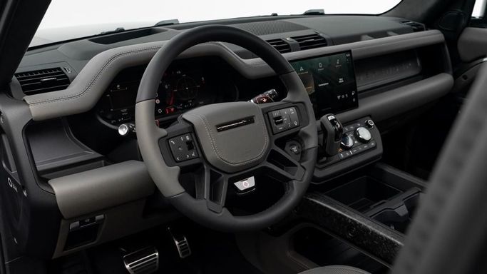 New Land Rover Defender Octa II, 4.4 l, 2025 in Dubai by Al Ain Class Motors, Green color. European Specs | AUTO.AE