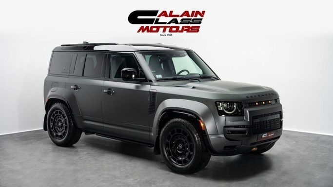 Used Land Rover Defender Octa II, 4.4 l, 2025 in Dubai by Al Ain Class Motors, Grey color. American Specs | AUTO.AE