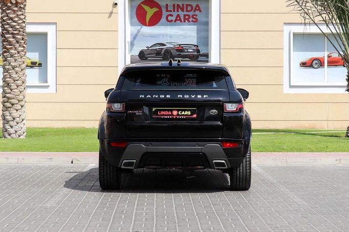 Подержанный Land Rover Range Rover Evoque I Рестайлинг, 2.0 л, 2018 в Дубае от Linda Cars Черный цвет. GCC | AUTO.AE