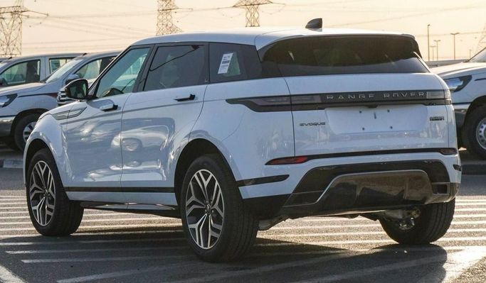 Новый Land Rover Range Rover Evoque P250 II Рестайлинг, 2.0 л, 2024 в Дубае от Najem Motors Белый цвет. Китайская | AUTO.AE