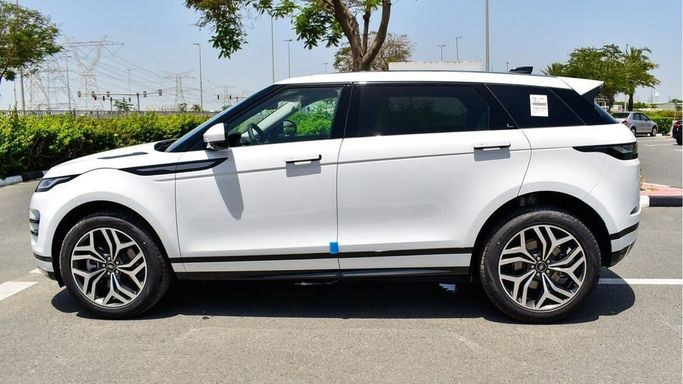 Новый Land Rover Range Rover Evoque P250 II Рестайлинг, 2.0 л, 2024 в Дубае от Najem Motors Белый цвет. Other | AUTO.AE