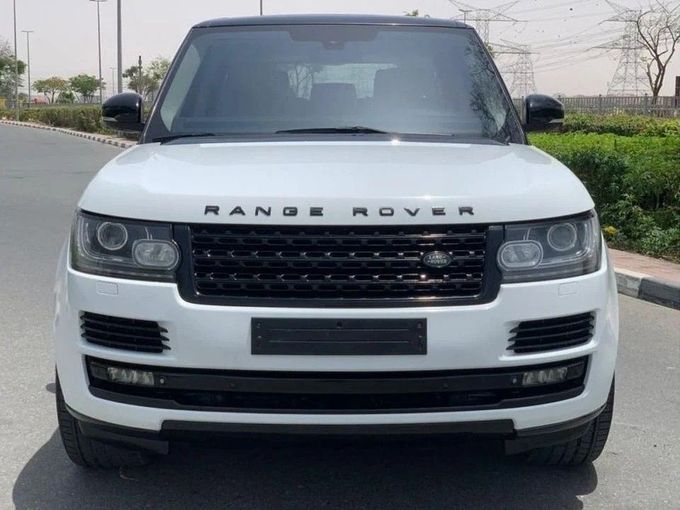 Подержанный Land Rover Range Rover IV, 3.0 л, 2014 в Дубае от Royal Motors Белый цвет. GCC | AUTO.AE