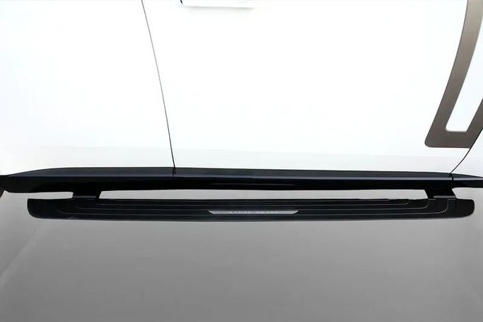 مستعملة Land Rover Range Rover P400 MHEV V, 3.0 l, 2023 في في دبي من Mohammad Alkarak Motors، اللون أبيض. مواصفات الخليج | AUTO.AE