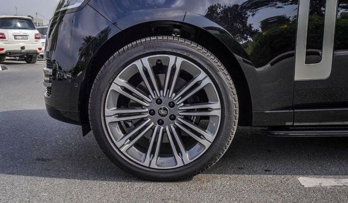 Used Land Rover Range Rover P530 MHEV V, 4.4 l, 2024 in Dubai by Najem Motors, Black color. GCC Specs | AUTO.AE