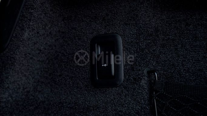 جديدة Land Rover Range Rover P460e V, 3.0 l, 2024 في في دبي من Milele، اللون أزرق فاتح. أخرى | AUTO.AE
