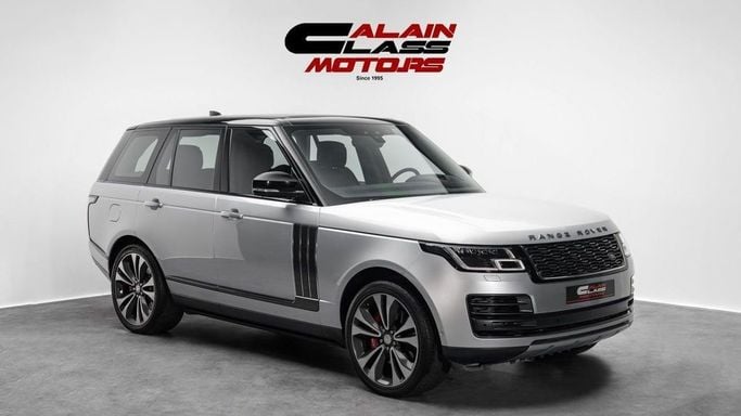 Подержанный Land Rover Range Rover SV IV Рестайлинг, 5.0 л, 2020 в Дубае от Al Ain Class Motors Серебристый цвет. GCC | AUTO.AE