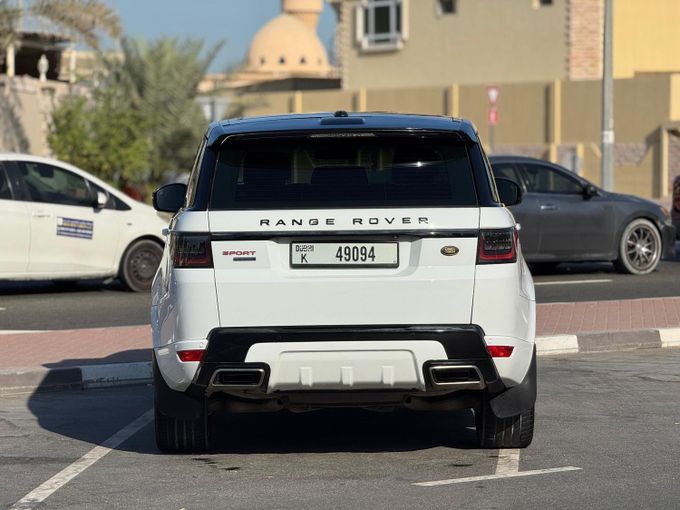 Подержанный Land Rover Range Rover Sport II, 5.0 л, 2014 в Дубае Белый цвет. GCC | AUTO.AE