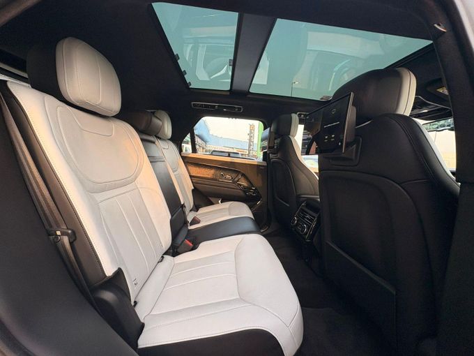 مستعملة Land Rover Range Rover Sport P530 ثالثاً, 4.4 l, 2023 في في دبي من Philippine Used Cars Showroom، اللون رمادي. مواصفات الخليج | AUTO.AE
