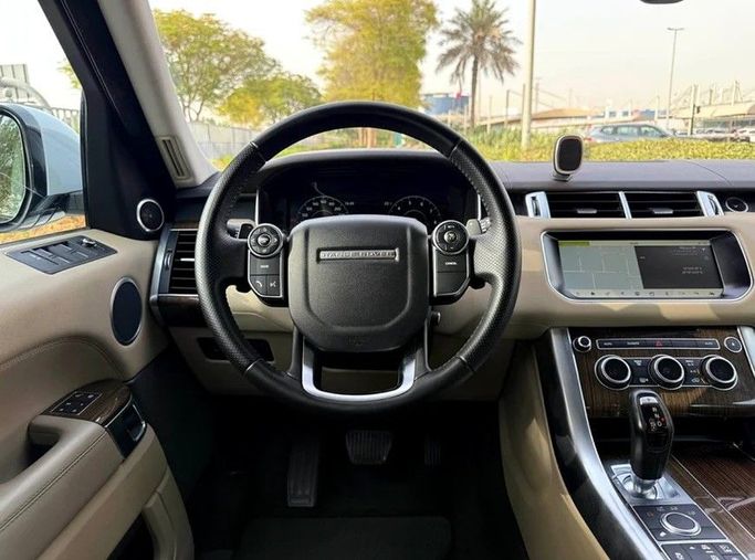 جديدة Land Rover Range Rover Sport شد الوجه الثاني, 3.0 l, 2017 في في دبي من Alta Class Motors، اللون أبيض. مواصفات الخليج | AUTO.AE