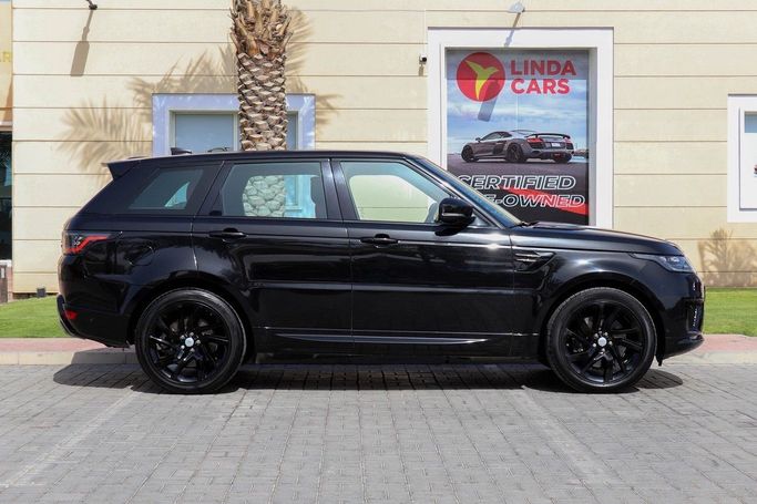Подержанный Land Rover Range Rover Sport II Рестайлинг, 3.0 л, 2019 в Дубае от Linda Cars Черный цвет. GCC | AUTO.AE
