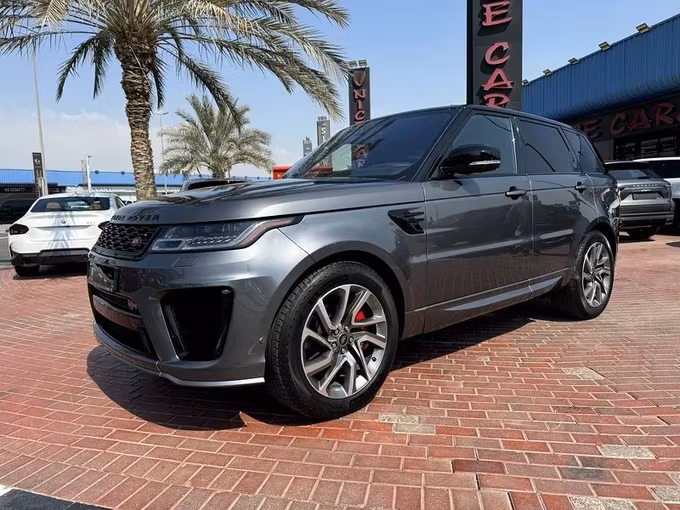 Подержанный Land Rover Range Rover Sport II Рестайлинг, 3.0 л, 2018 в Дубае от Nice Cars Motos Серый цвет. Американская | AUTO.AE