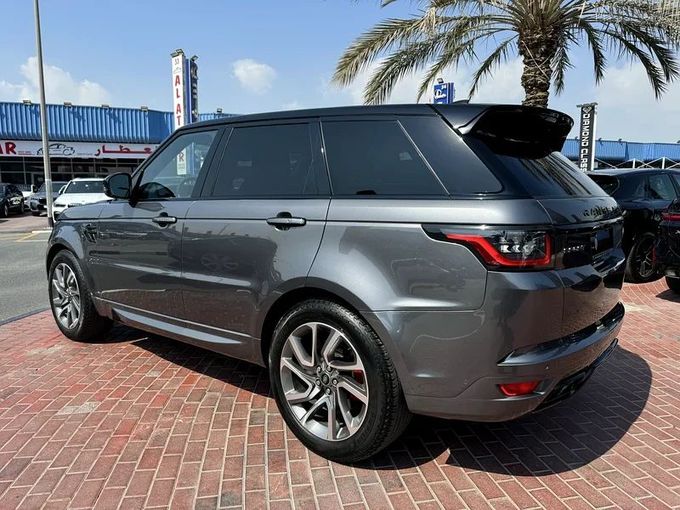 Подержанный Land Rover Range Rover Sport II Рестайлинг, 3.0 л, 2018 в Дубае от Nice Cars Motos Серый цвет. Американская | AUTO.AE