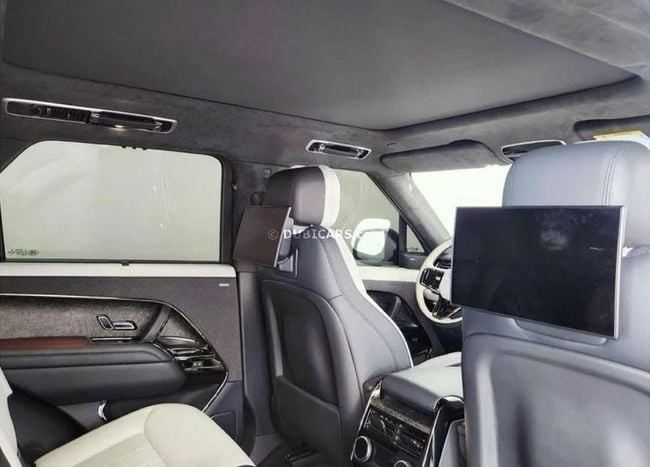 Used Land Rover Range Rover Sport P530 III, 4.4 l, 2023 in Dubai by Gulf Motors, Blue color. GCC Specs | AUTO.AE