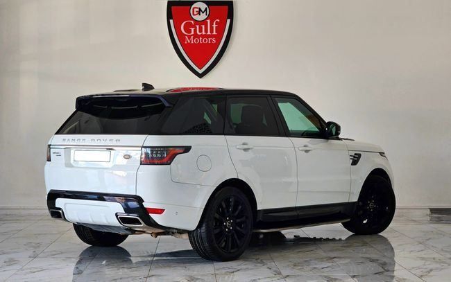 Подержанный Land Rover Range Rover Sport II Рестайлинг, 3.0 л, 2018 в Дубае от Gulf Motors Белый цвет. Американская | AUTO.AE