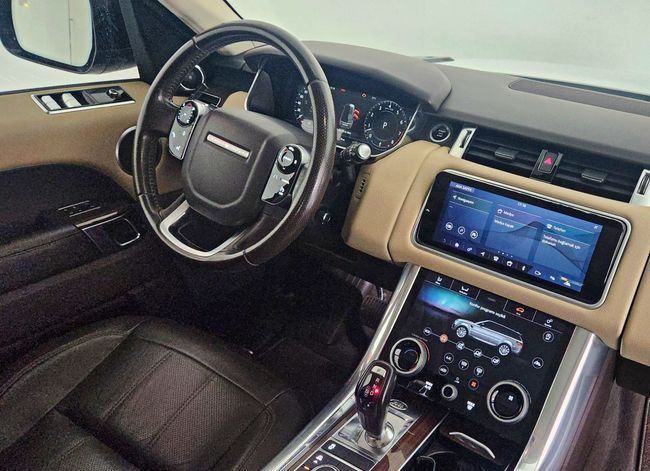 Подержанный Land Rover Range Rover Sport II Рестайлинг, 3.0 л, 2018 в Дубае от Gulf Motors Белый цвет. Американская | AUTO.AE
