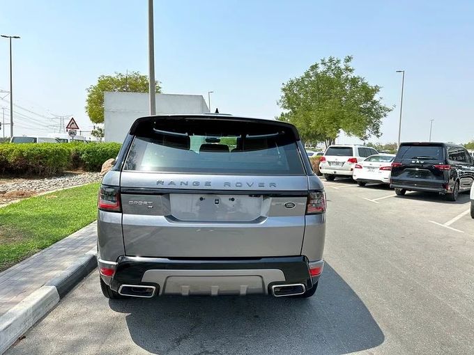 Подержанный Land Rover Range Rover Sport II Рестайлинг, 3.0 л, 2020 в Дубае от Formula Motors Серебристый цвет. GCC | AUTO.AE