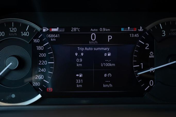 Used Land Rover Range Rover Velar I, 2.0 l, 2022 in Dubai by Linda Cars, Black color. European Specs | AUTO.AE
