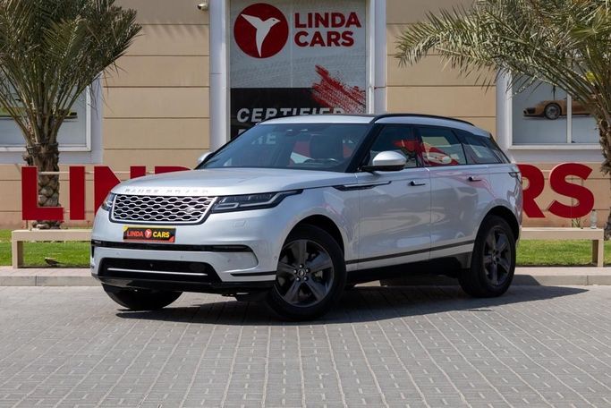 Подержанный Land Rover Range Rover Velar I, 2.0 л, 2021 в Дубае от Linda Cars Серебристый цвет. GCC | AUTO.AE
