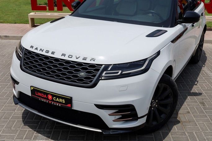 Подержанный Land Rover Range Rover Velar I, 2.0 л, 2018 в Дубае от Linda Cars Белый цвет. GCC | AUTO.AE