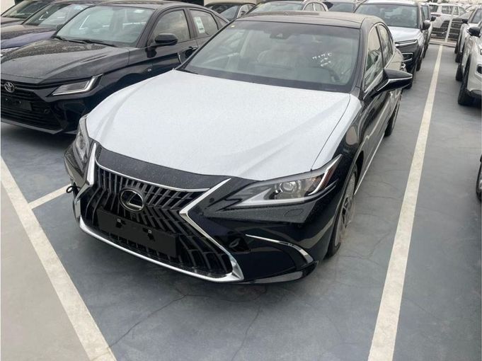 Новый Lexus ES 350 VII Рестайлинг, 3.5 л, 2024 в Дубае от Mohamed Hakim Motors Черный цвет. GCC | AUTO.AE