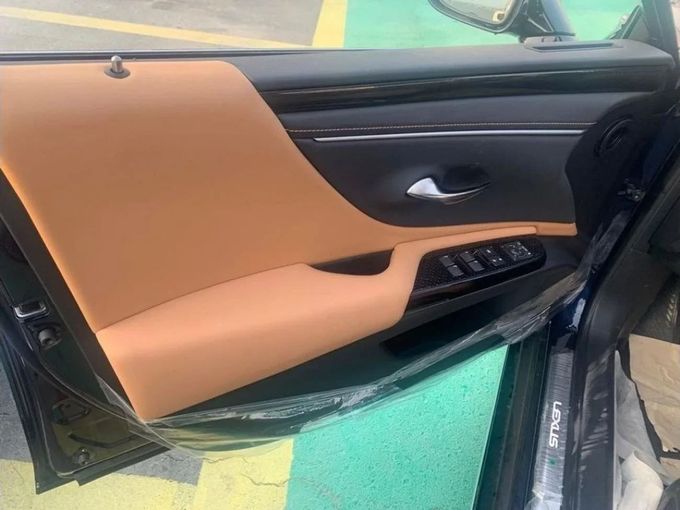 Новый Lexus ES 350 VII Рестайлинг, 3.5 л, 2024 в Дубае от Mohamed Hakim Motors Тёмно-синий цвет. GCC | AUTO.AE