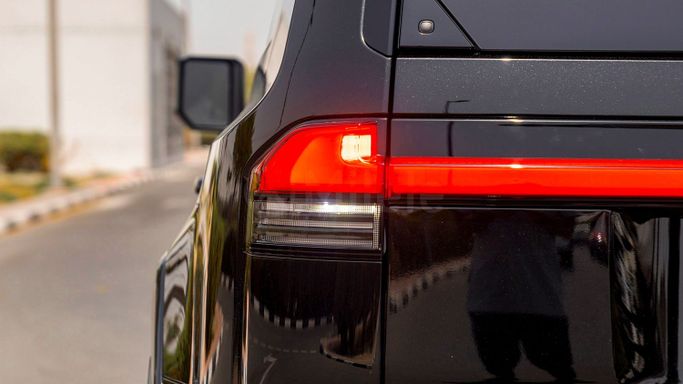 Новый Lexus GX 550 III, 3.4 л, 2025 в Дубае от Milele Черный цвет. Other | AUTO.AE