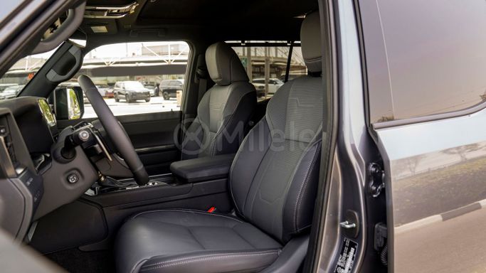 Новый Lexus GX 550 III, 3.4 л, 2025 в Дубае от Milele Серый цвет. Other | AUTO.AE