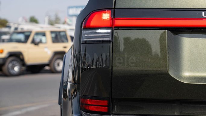 جديدة Lexus GX 550 ثالثاً, 3.4 l, 2024 في في دبي من Milele، اللون أخضر. أخرى | AUTO.AE