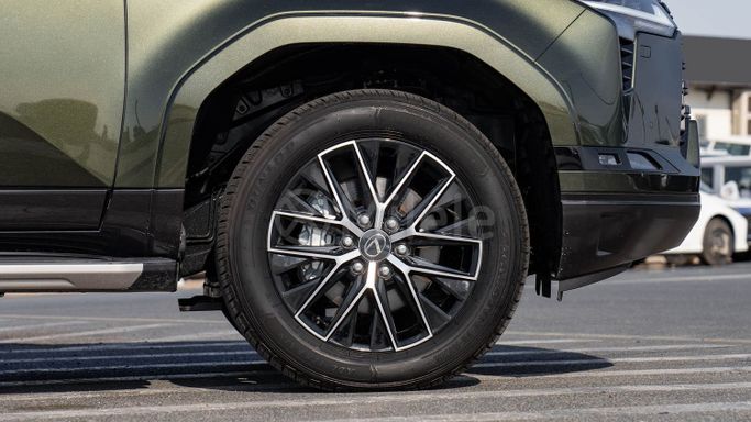 جديدة Lexus GX 550 ثالثاً, 3.4 l, 2024 في في دبي من Milele، اللون أخضر. أخرى | AUTO.AE