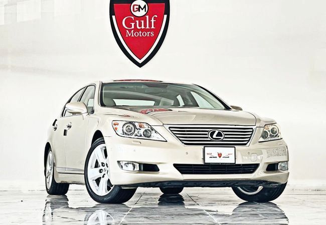 Used Lexus LS 460 IV Facelift, 4.6 l, 2011 in Dubai by Gulf Motors, Golden color. Other | AUTO.AE