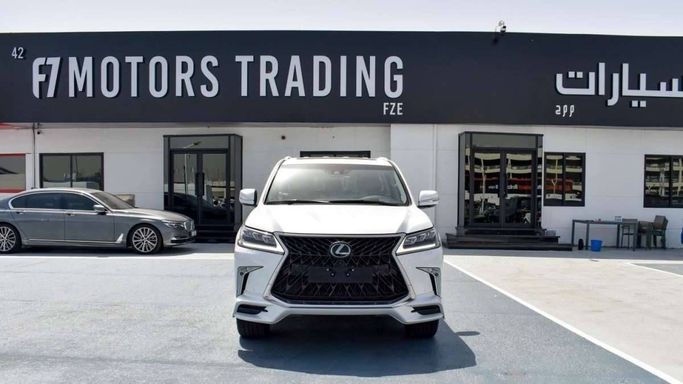 Used Lexus LX 570 III Facelift 2, 5.7 l, 2019 in Dubai by F7 Motors, White color. GCC Specs | AUTO.AE