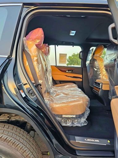 Новый Lexus LX 600 IV, 3.4 л, 2025 в Дубае от SK Motors Черный цвет. GCC | AUTO.AE