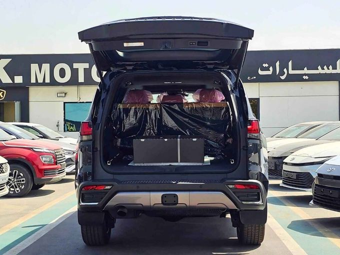 Новый Lexus LX 600 IV, 3.4 л, 2025 в Дубае от SK Motors Черный цвет. GCC | AUTO.AE