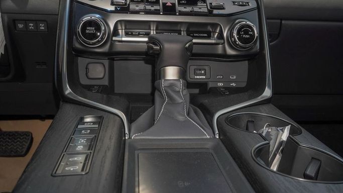 New Lexus LX 600 IV, 3.4 l, 2025 in Dubai by Najem Motors, Green color. GCC Specs | AUTO.AE