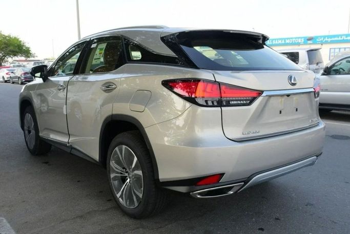 Новый Lexus RX 350 V, 2.4 л, 2022 в Дубае от Mohamed Hakim Motors Белый цвет. GCC | AUTO.AE