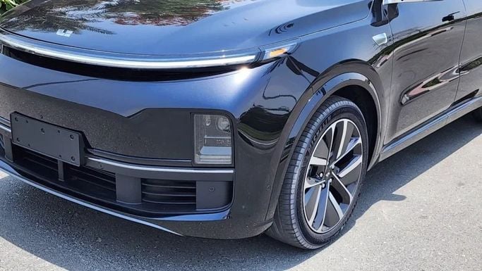 جديدة LiXiang L9 أنا شد الوجه, 1.5 l, 2024 في في دبي من Alwan Global Cars، اللون أسود. أخرى | AUTO.AE