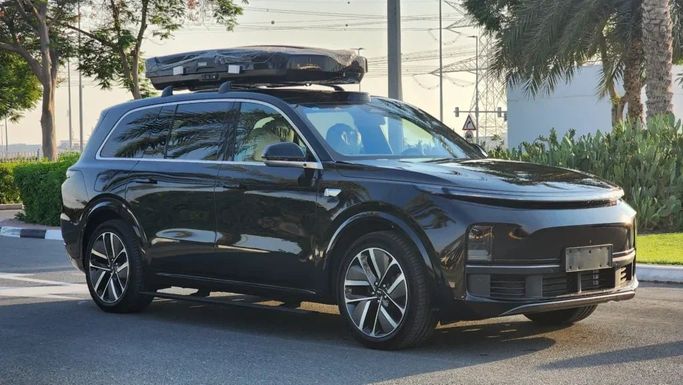 Новый LiXiang L9 I Рестайлинг, 1.5 л, 2024 в Дубае от Alwan Global Cars Черный цвет. Other | AUTO.AE