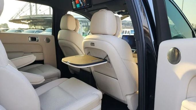 جديدة LiXiang L9 أنا شد الوجه, 1.5 l, 2024 في في دبي من Alwan Global Cars، اللون أسود. أخرى | AUTO.AE
