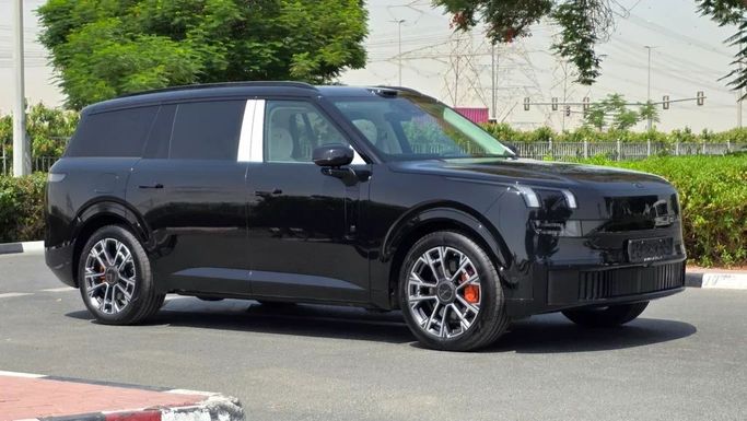 Новый Lynk & Co 900, 1.5 л, 2025 в Дубае от Alwan Global Cars Черный цвет. Other | AUTO.AE